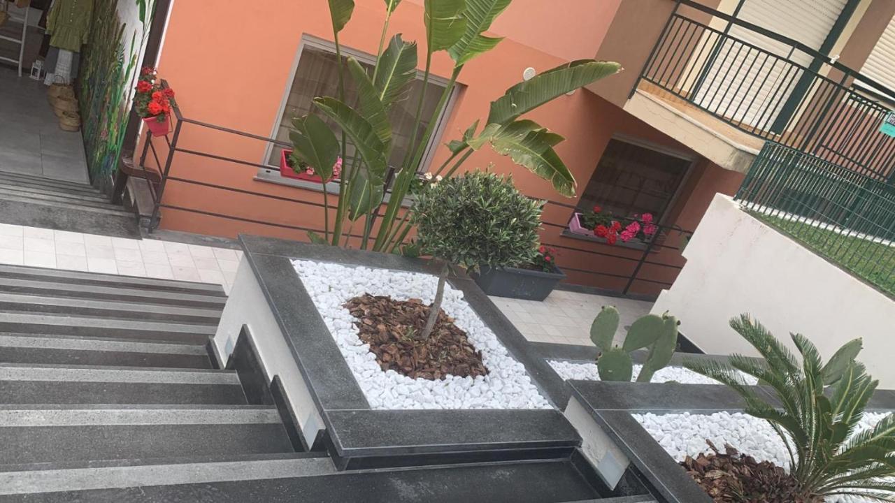 Portum Hotel